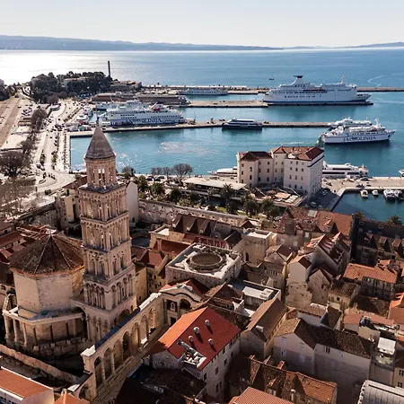 Centre Апартаменти